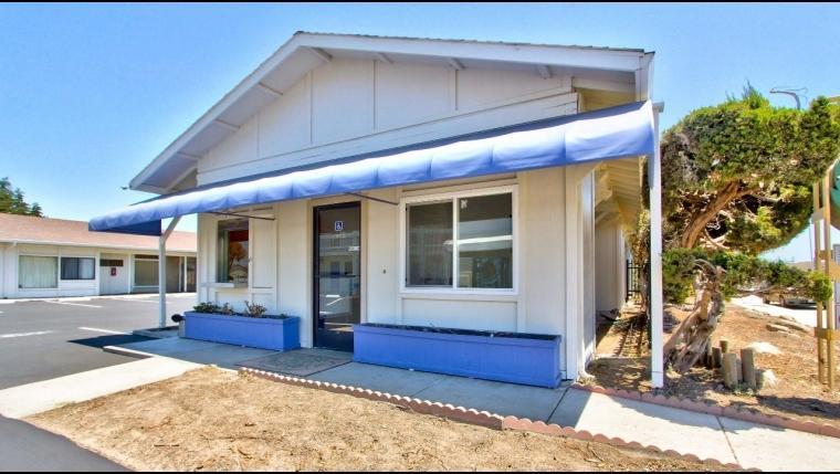 Coastal Valley Inn - Monterey คาสโตรวิลล์ ภายนอก รูปภาพ